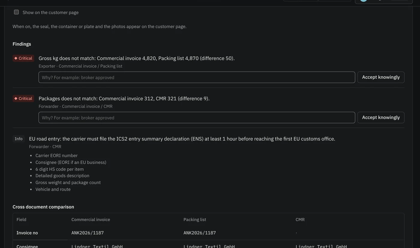Cross document comparison in dark mode